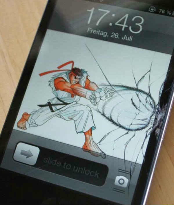 囧科技：手机碎屏后，“壁纸修复大法”化解尴尬